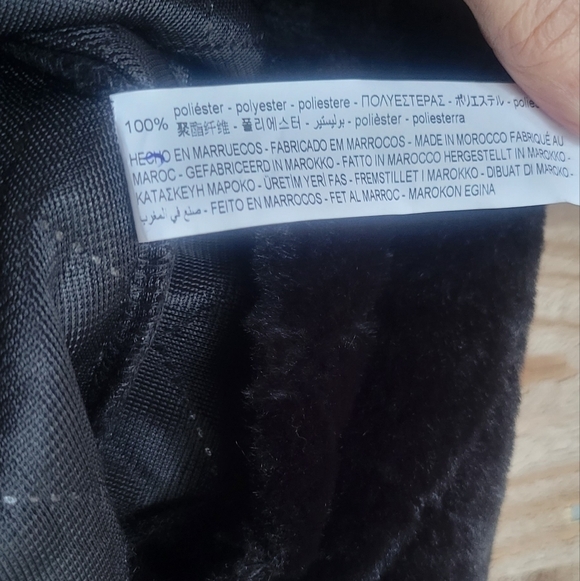 Zara Black Faux Fur Quilted Oversized Sweater Size Medium New with Tags - Picture 5 of 5